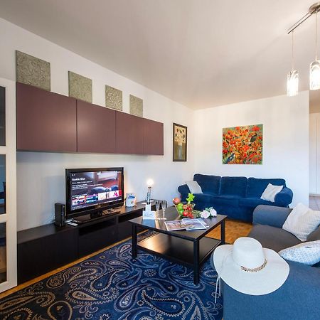 Santiago Home - Happy Rentals Lugano Exterior photo