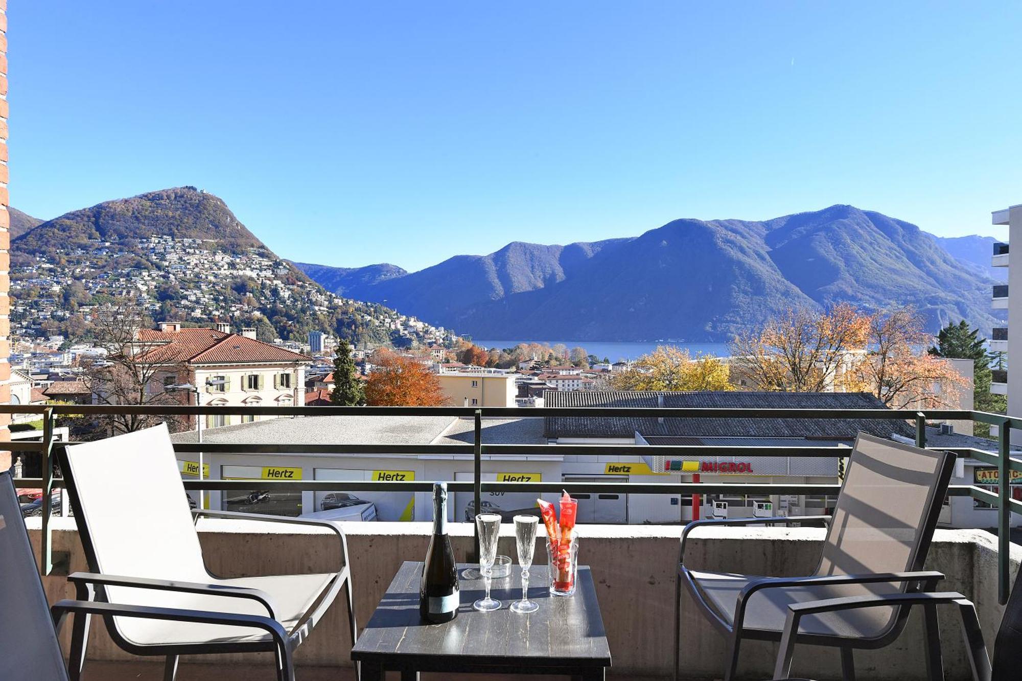 Santiago Home - Happy Rentals Lugano Exterior photo